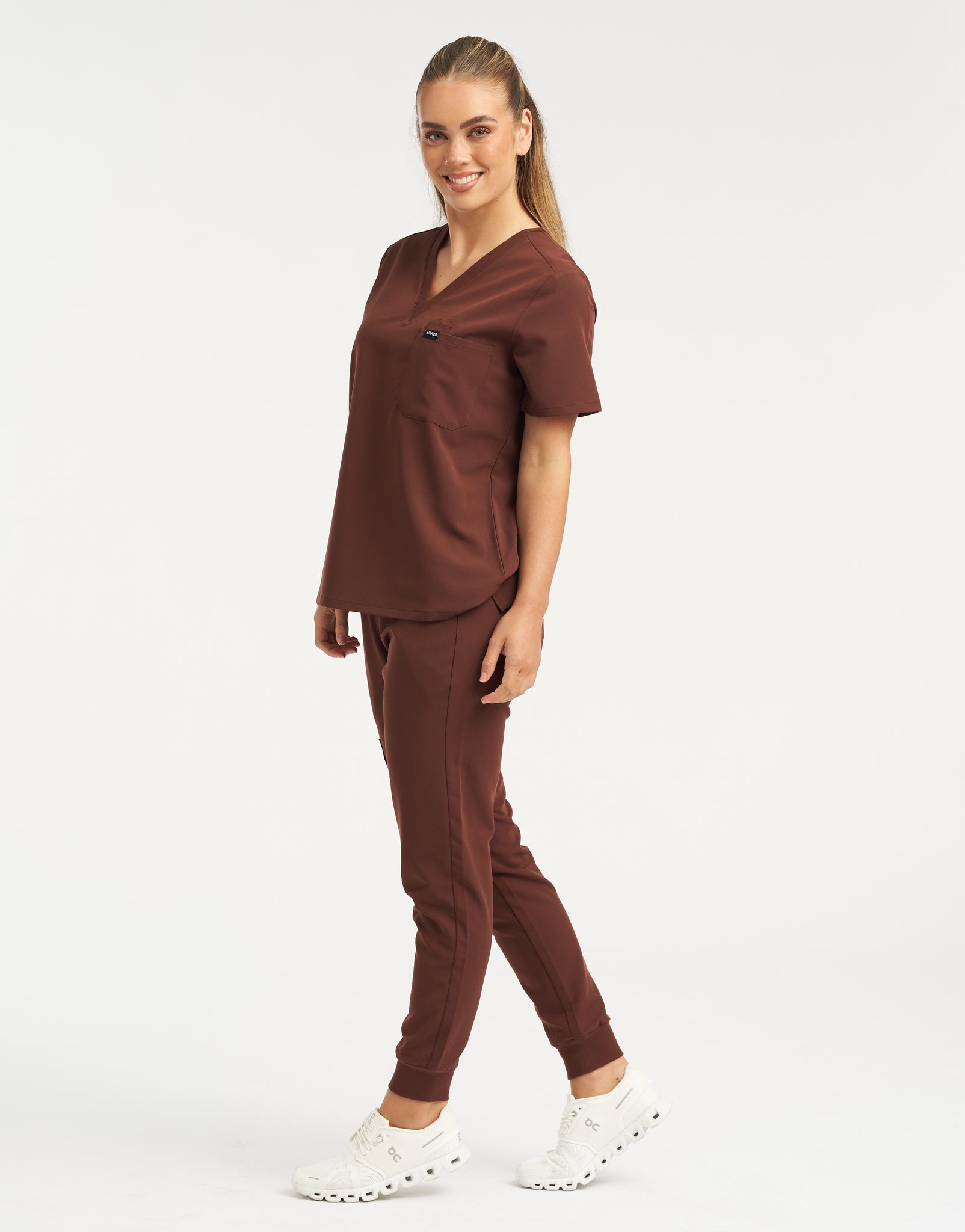 Essential One Pocket V Neck Scrub Top - Cocoa