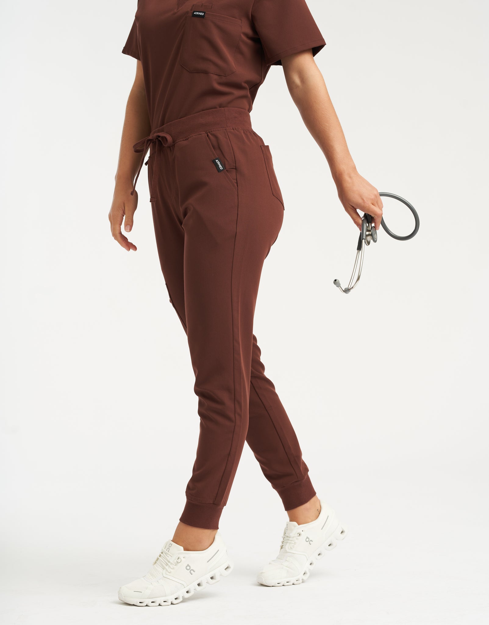 Essential Jogger Scrub Pants - Cocoa