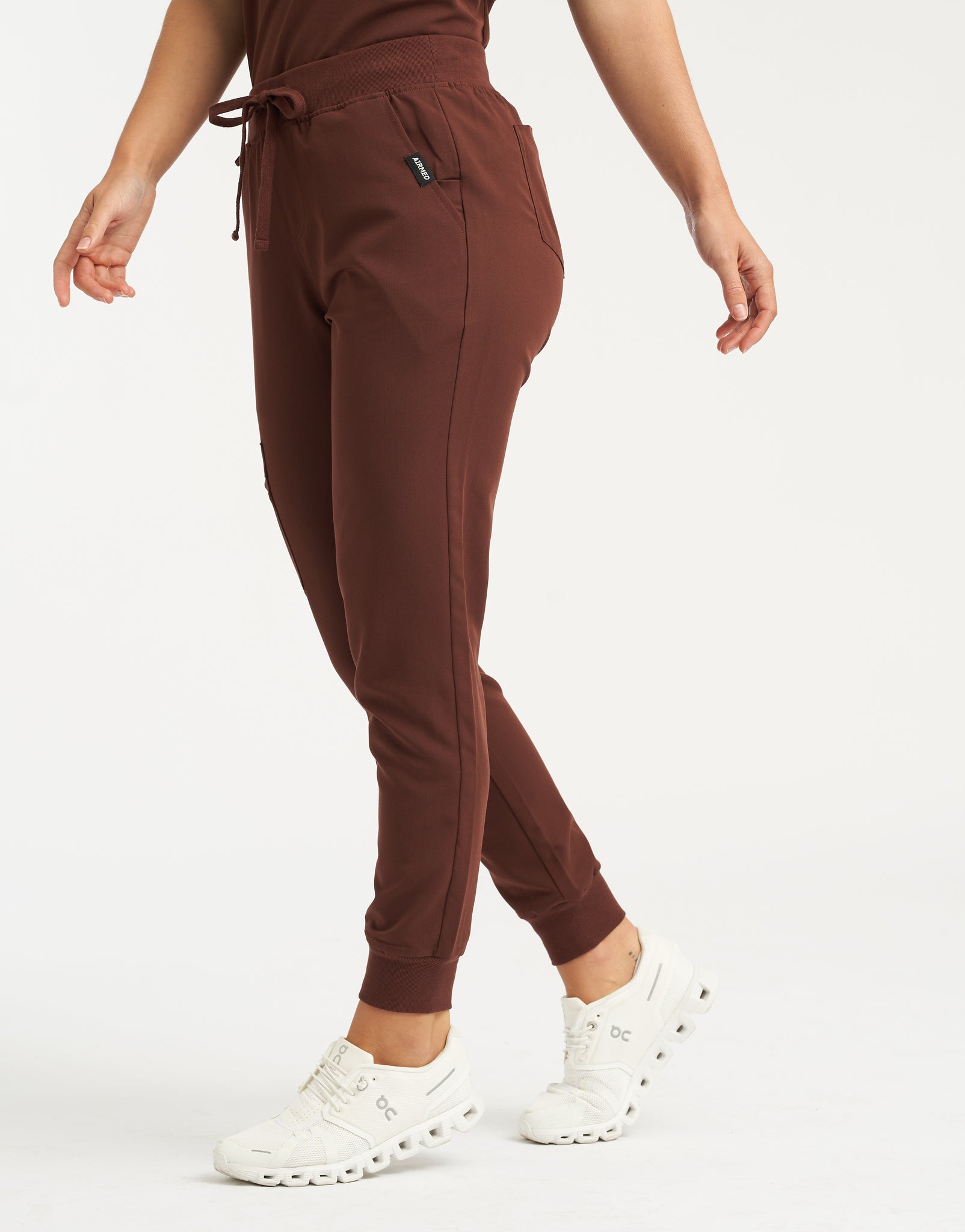 Essential Jogger Scrub Pants - Cocoa