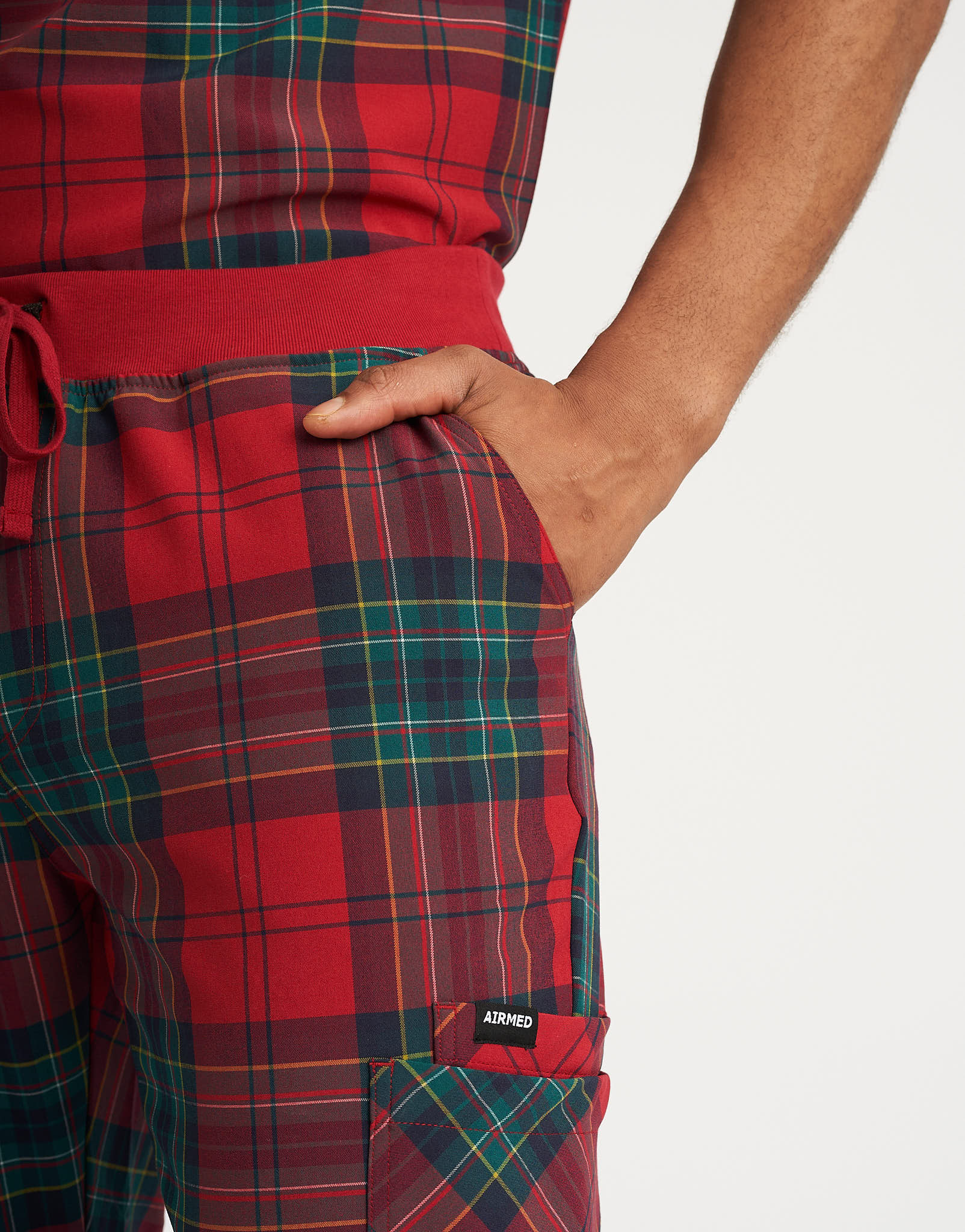 Essential Multi-Pocket Scrub Pants - Christmas Red Tartan