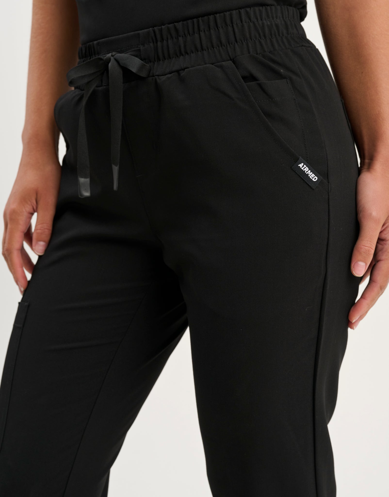 Aspire Jogger Scrub Pants - Black