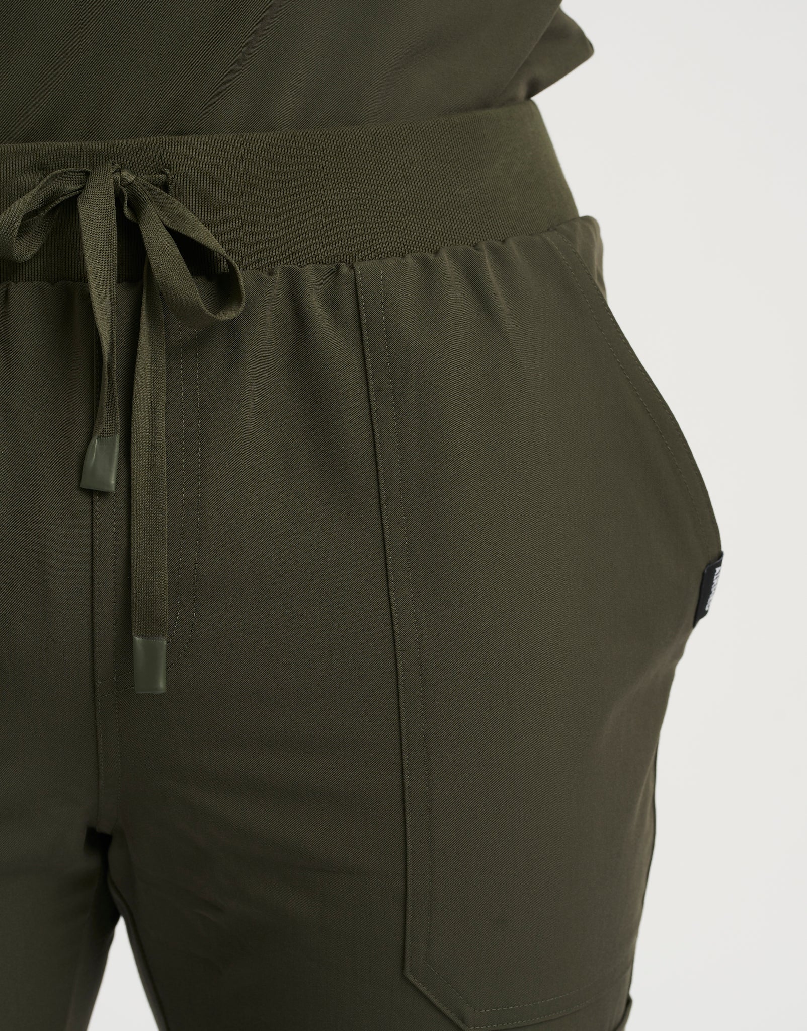 Essential Multi-Pocket Scrub Pants - Khaki Green