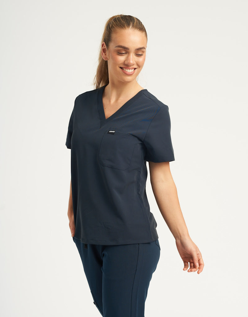 Essential One Pocket V Neck Scrub Top - Midnight Navy