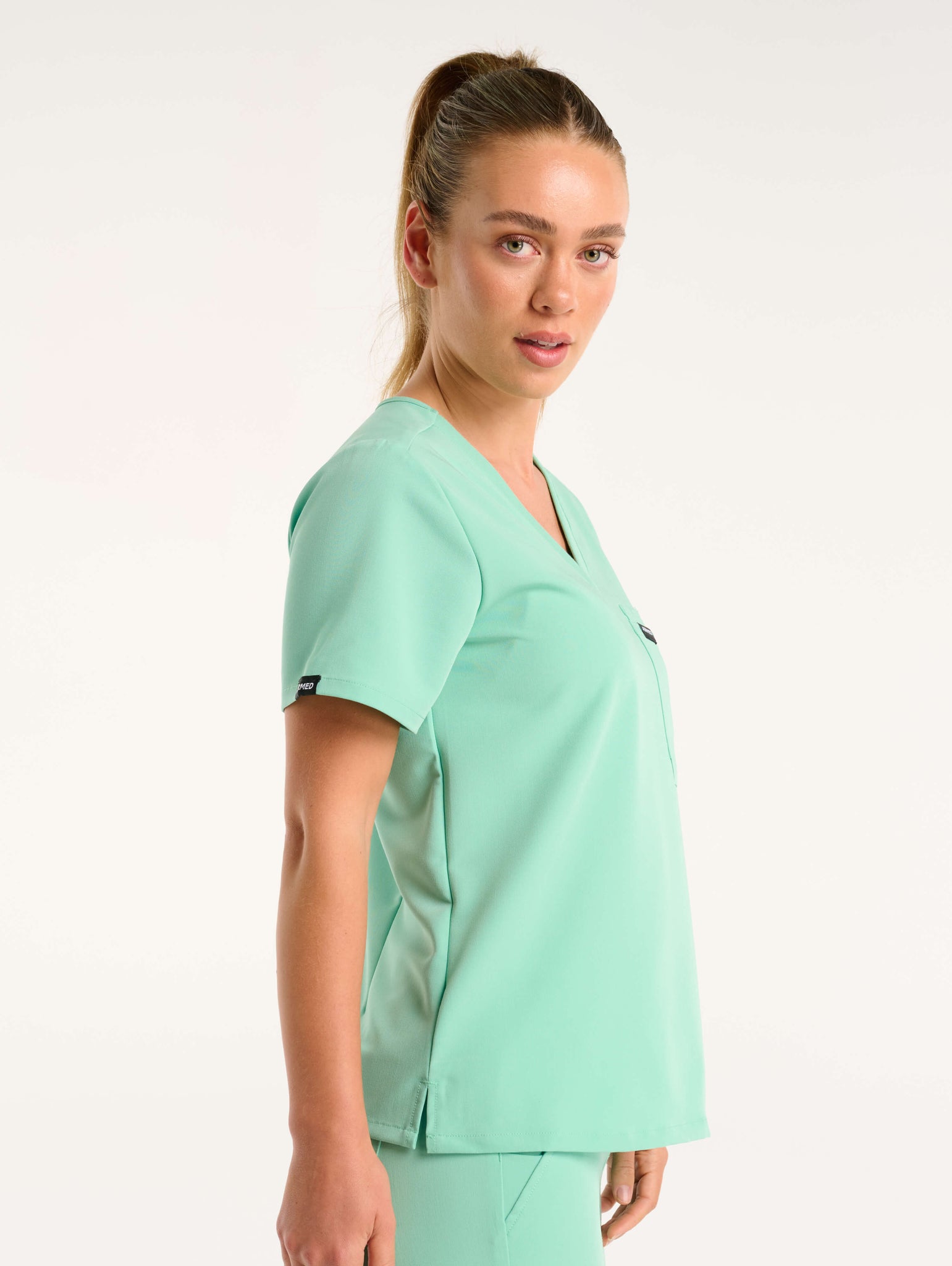 Essential One Pocket V Neck Scrub Top - Ocean Mint