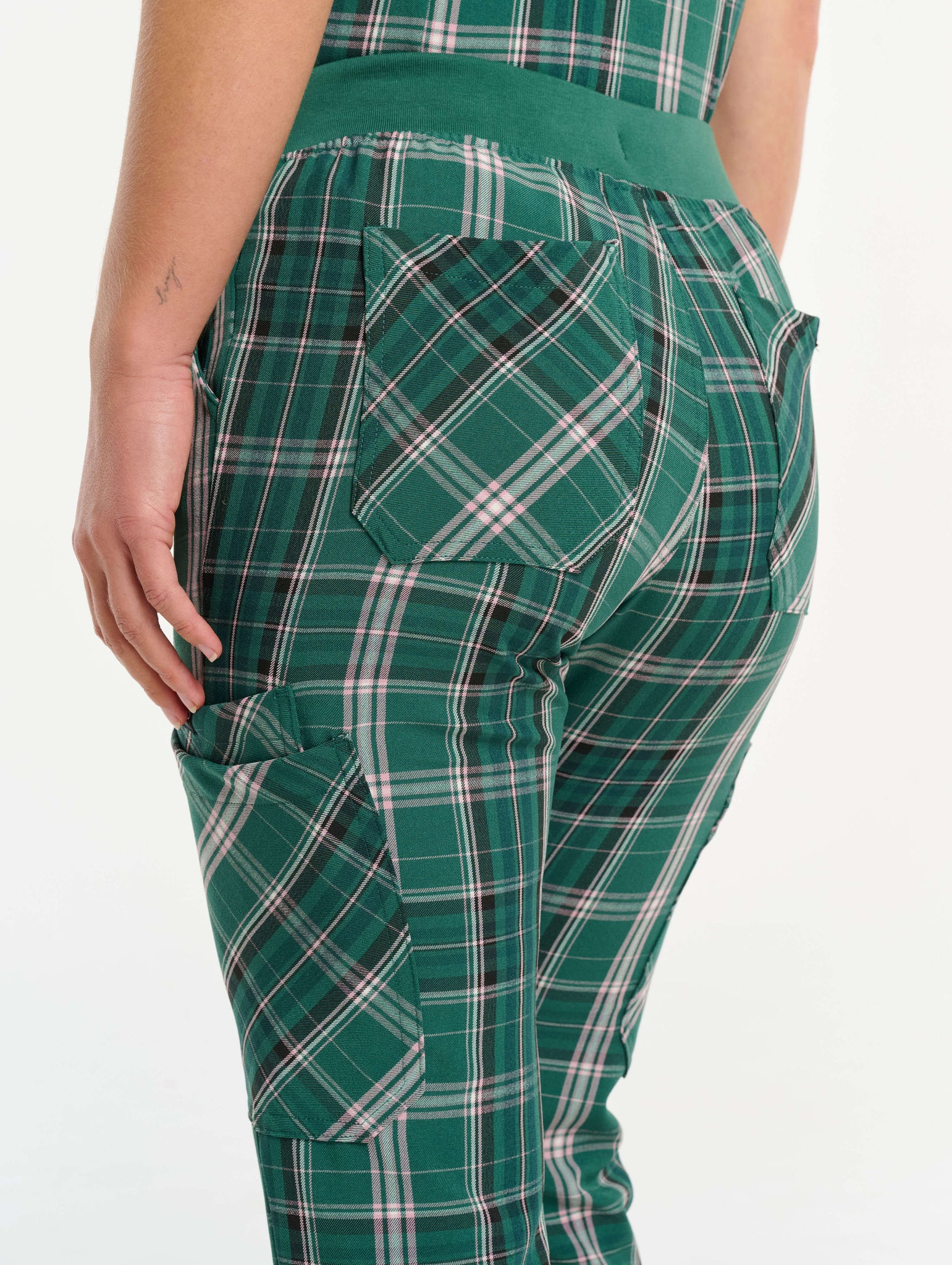 Essential Multi-Pocket Scrub Pants - Pink & Green Tartan