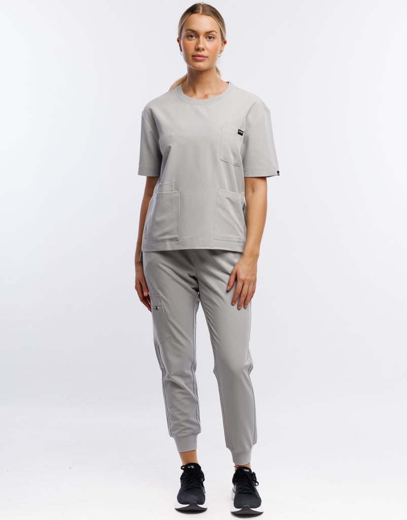 Essential Crewneck Scrub Top - Tail Light