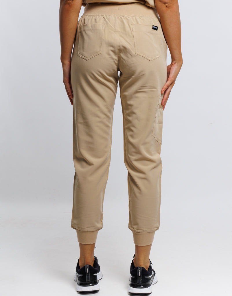 Essential Jogger Scrub Pants - Warm Sand