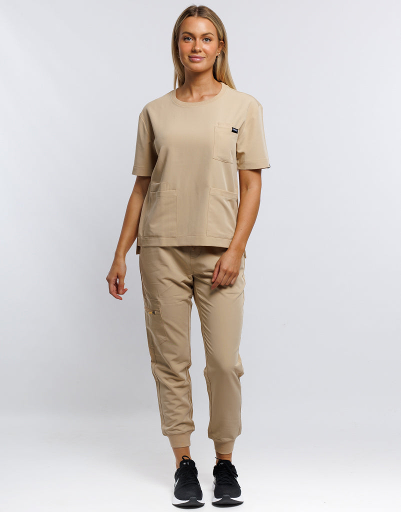 Essential Crewneck Scrub Top - Warm Sand