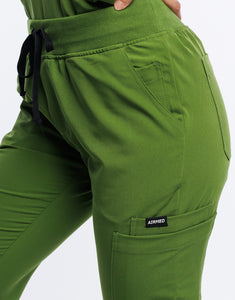 Essential Multi-Pocket Scrub Pants - Fern Green