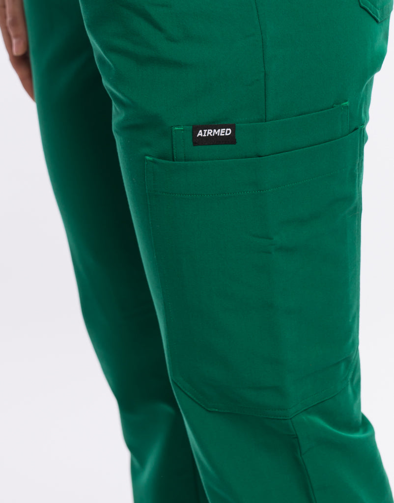 Essential Multi-Pocket Scrub Pants - Evergreen